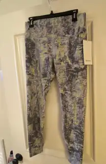 Lululemon Wunder Train Leggings 28”