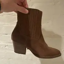 Rockport Brown Heeled Boots with Western Style and Chunky Heel