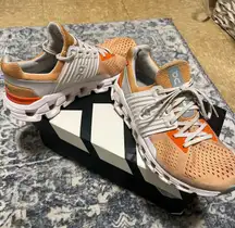 On Cloud Women’s On Cloud