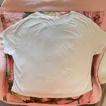 white short sleeve tee