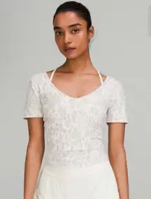 Align T-Shirt Cheetah Camo Antique White Multi