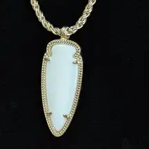 Kendra Scott NWOT Mother of Pearl Shaylee Necklace