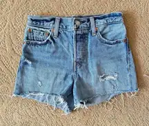 Levi’s Premium Wedgie Shorts – Size 25