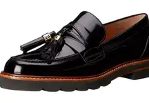 Stuart Weitzman Manila loafer black patent leather gold tone hardware tassel 8.5