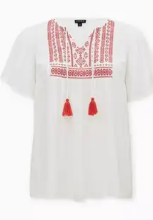 Torrid Crinkle Gauze Embroidered Top White Boho Peasant Style Tassel Trim