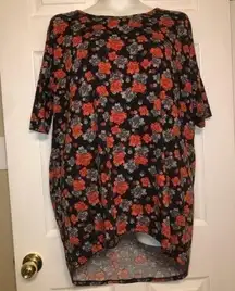 LuLaRoe Size M Irma Red Gray Roses Floral Top