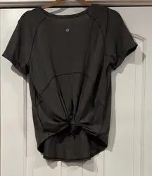 lululemon athletica open up tie back‎ shirt est large