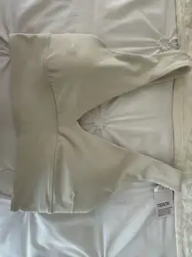 Lululemon Align V-Neck Bra