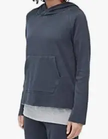 Ugg Cropped Hoodie Sweatshirt Women's Small Gray Active Neutral Raw Hem & Cuffs