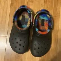 Crocs Classic Lined Sprayed Dye Clog Unisex Women’s Size 6/Men’s Size 4