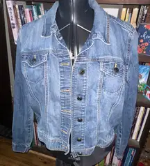 Gap classic denim minimalist distressed capsule XXL jacket