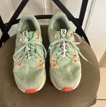 Size 8 Creek-Mint Green Cloudsurfer On Running lace up Round toe sneakers