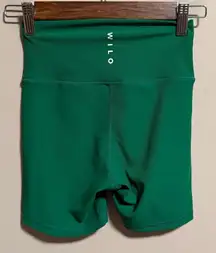 NWT Wilo The Label Emerald Green Biker Athletic Shorts- Size Small