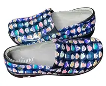 NWT Alegria Teacup Patent Slip-On
Nurse Clogs EU 42 / US 11.5