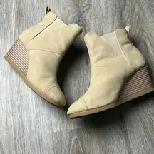 Tom’s Tan Wedge Ankle Boots Size 7
