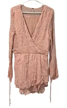 Free People Delilah Mini Dress Sz‎ Medium Lightweight Modern Designer Party Sexy