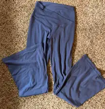 Offline by Aerie real me flare hi-rise short inseam leggings size M