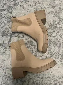Tan Heel Chelsea Ankle Boots