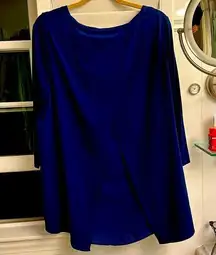 size large navy 3/4 sleeve stretchy jersey in front and chiffon like back