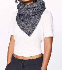 Lululemon Vinyasa Scarf (Rulu) Running Luon Suited Jacquard Black White