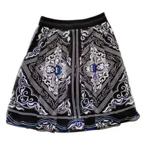 WHBM Skirt Black Blue White Floral Pleated Chiffon Above The Knee Skirt Size 0