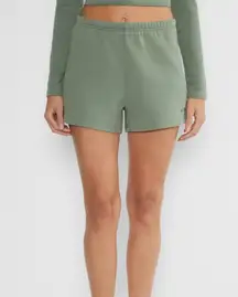TNA Aritzia Cozy Sweatshorts Green xs