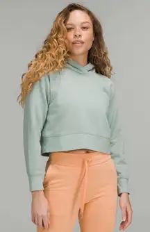 Lululemon Loungeful Cropped Hoodie size 6