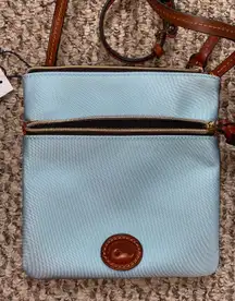 Dooney & Bourke Crossbag