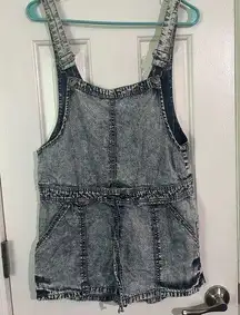 Mudd acid wash overalls size small