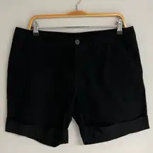 Mid-Rise Shorts