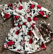 Women’s size medium romper Brand New no tags