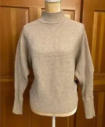 New, IRIS Women’s Beige Pullover Sweater. Size Medium