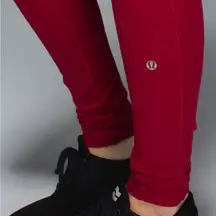 Full/Luxstrme Deepest Cranberry