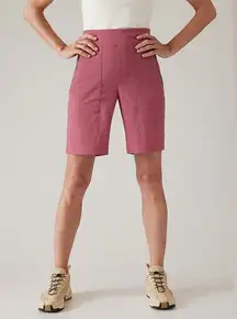 Athleta Trekkie North Mid Rise Bermuda Short Berry Rose Size 4