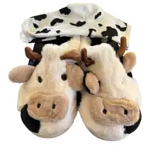 Boutique Cozy Cow Slippers Sz 40-41 Bonus Crew Socks Farm Animal Indoor Shoes