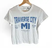 The Laundry Room Traverse City MI Graphic Tee Women’s Small NWT