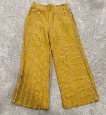 Abercrombie and Fitch Women's High Waist Wide Leg Paperbag Yellow Pants‎ Size L