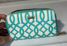 Kate Landry wallet