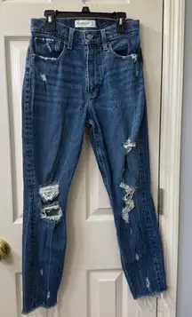 Abercrombie & Fitch High Rise Mom Jeans Distressed Ripped Light Wash Denim 26