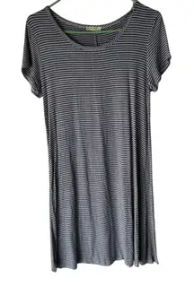 Olivia Rae Size Large Blue Striped Rayon Soft Knee Length T Shirt‎ Dress