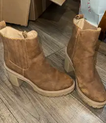 Dolce vita boots 