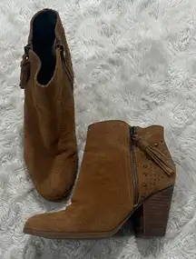Guess Brown Faux Suede Ankle Heeled Boots Woman’s Size 6