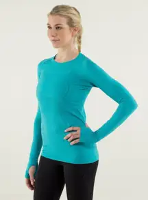EUC Lululemon Run: Swiftly Tech Long Sleeve in Heathered Surge