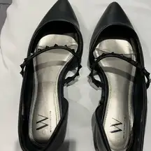 Worthington Nice dressy flats black in color in great condition size 8.5