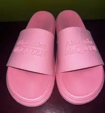 Women’s Logo Patch Pool Slides, Pastel Pink Size 41+(US 11.5)