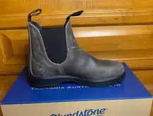 Blundstone Chelsea Boots 550 Clay Women’s Size 7.5