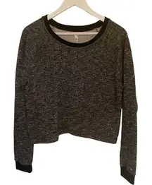 Fabletics large long sleeve cropped sweater crew neck