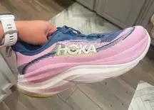 Running Shoes