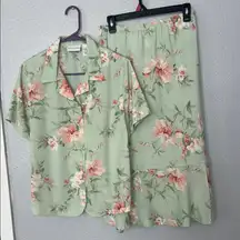 Alfred Dunner Green and Pink Two Piece Set with Floral Design