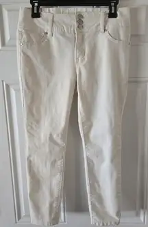 d.jeans Womens Off White Denim Stretchy Capris Sz 6 Mid Rise Triple Button Jeans